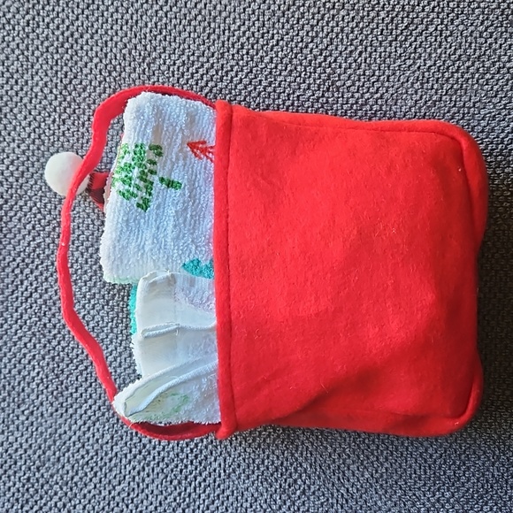 HOLIDAY KITCHEN HAND TOWELS - Picture 9 of 11